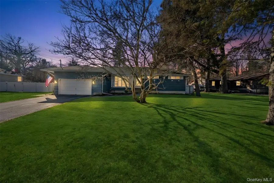 50 Oakcrest Avenue, Middle Island, NY 11953 - #3