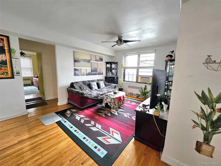 113-15 34 #5C, Corona, NY 11368 - Image #2