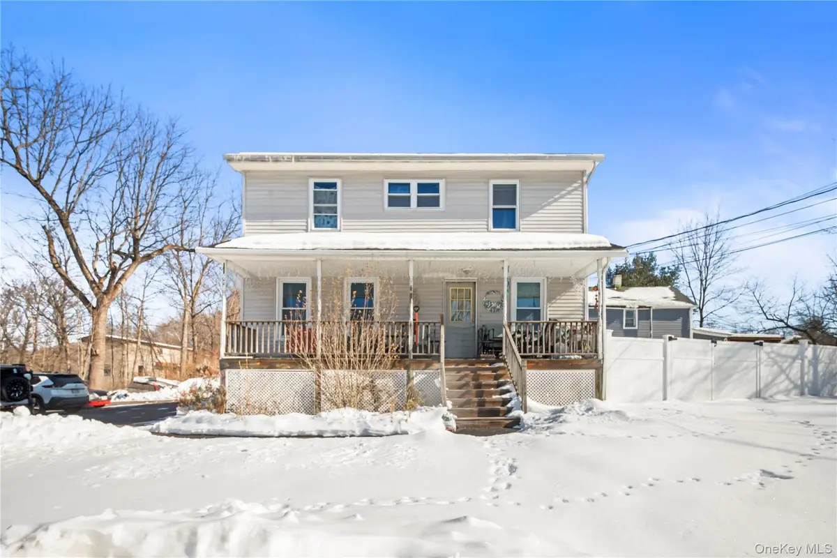 25 Laurel Road, Nyack, NY 10960 - #1