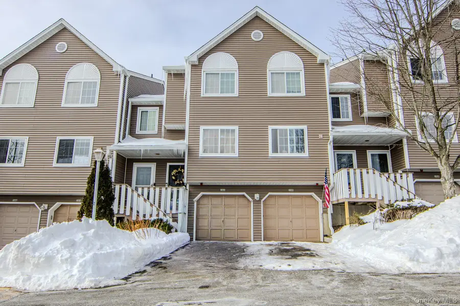 200 Eagle Ridge Way, Nanuet, NY 10954 - Image #2