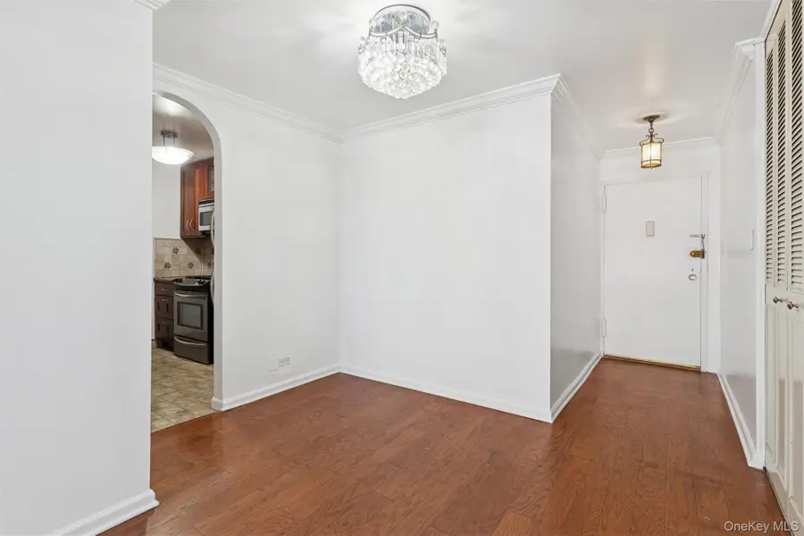 10230 66 Road #14A, Forest Hills, NY 11375 - Image #3
