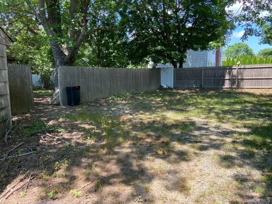 18 Joyce Drive, Riverhead, NY 11901 - #3