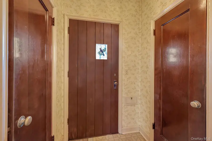 514 N Wagner Avenue, Mamaroneck, NY 10543 - Image #3