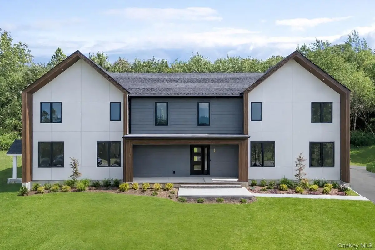 4 Warwick Isle Boulevard, Pine Island, NY 10969 - Image #1