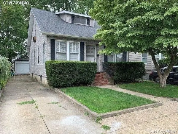 239 Jacob Street, Elmont, NY 11003