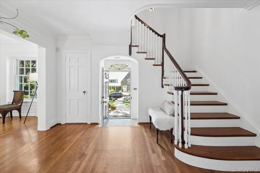 14 Bonnie Briar Lane, Larchmont, NY 10538 - #3