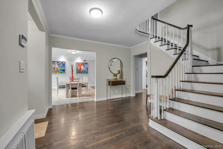 1357 Boxwood Drive E, Hewlett Harbor, NY 11557 - #2