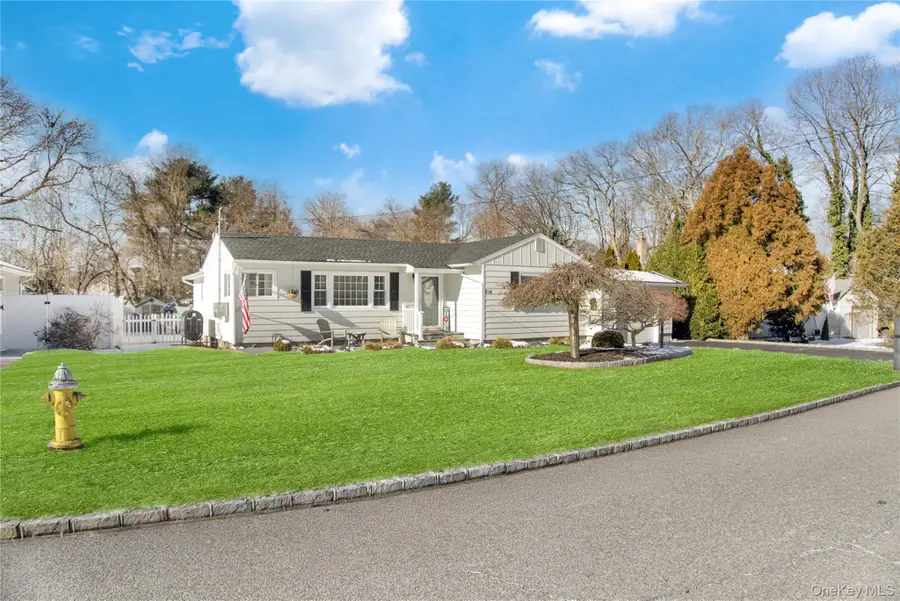 214 Avenue A, Ronkonkoma, NY 11779 - #2