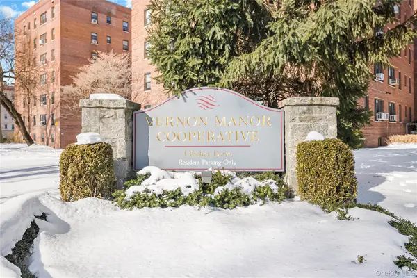 1 Fisher Dr. #114, Fleetwood, NY 10552