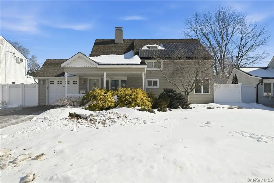 29 Disc Lane, Wantagh, NY 11793 - #2