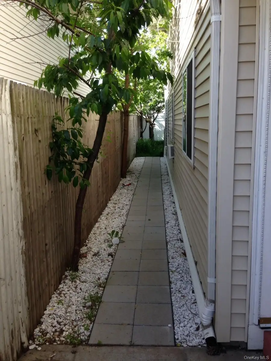 265 E Pine Street, Long Beach, NY 11561 - #2