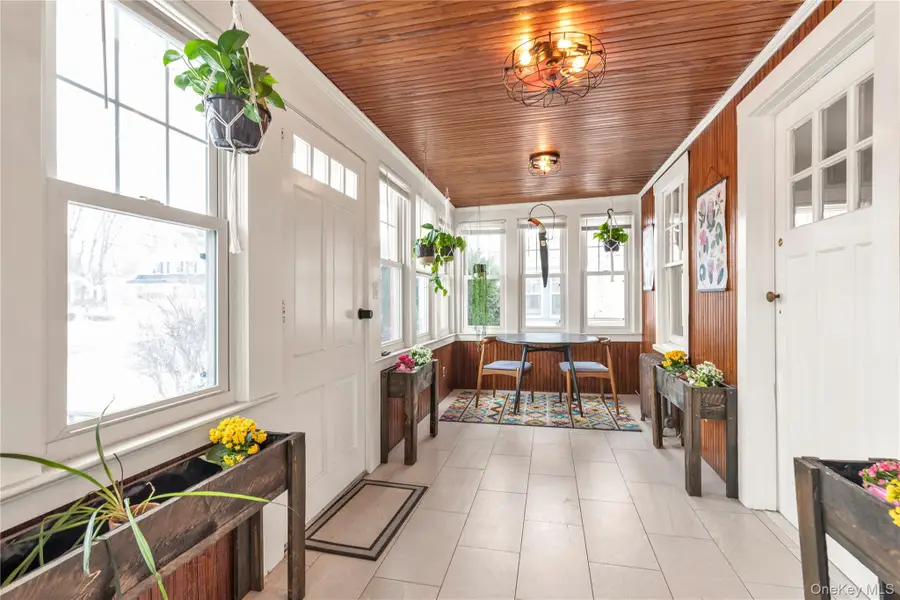 14 Denton Court, Rockville Centre, NY 11570 - #3