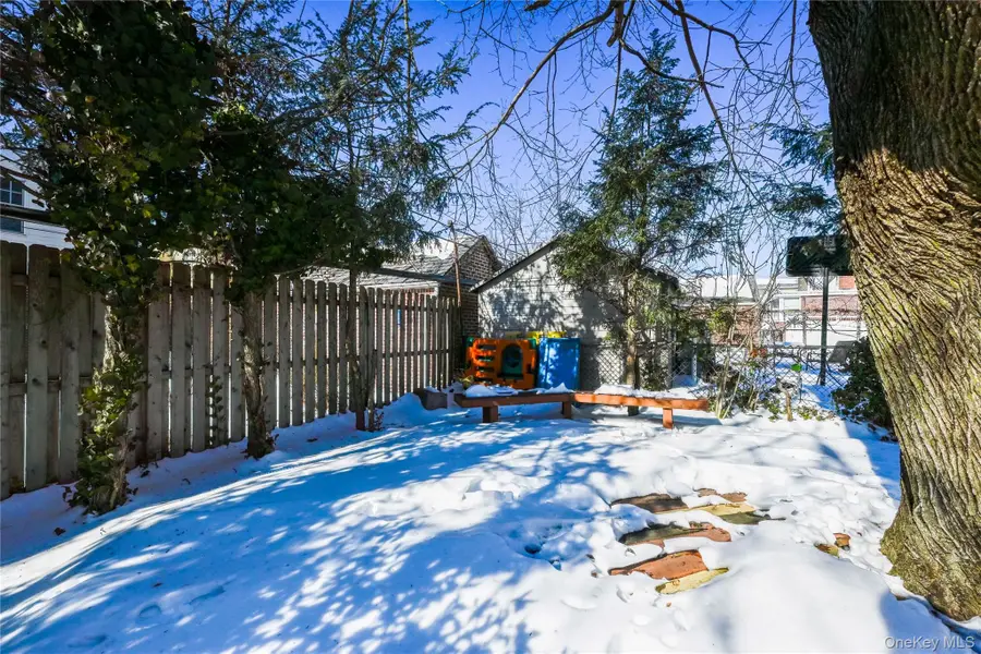 7358 189th Street, Fresh Meadows, NY 11366 - #3