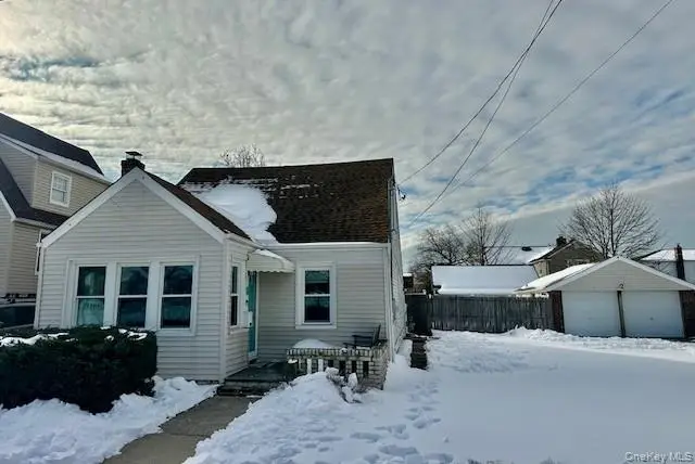 9 Hamilton Avenue, Island Park, NY 11558 - #3