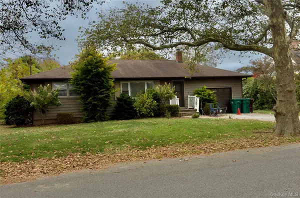 166 Pulaski Street, Southampton, NY 11968