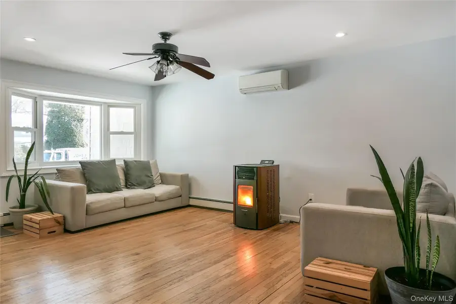 84 Bieselin Road, Bellport, NY 11713 - #3