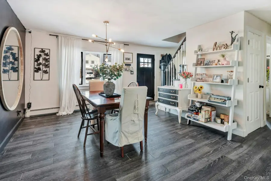 35 Kenwood Avenue, Massapequa, NY 11758 - Image #3