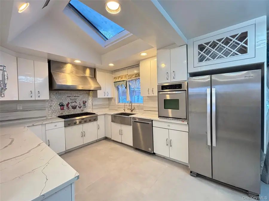 105 Seaman Road, Jericho, NY 11753 - Image #2