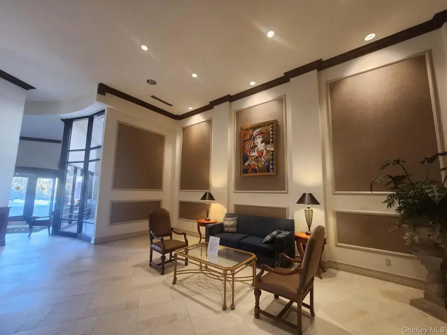 1 Bay Club #8 U, Bayside, NY 11360 - #2