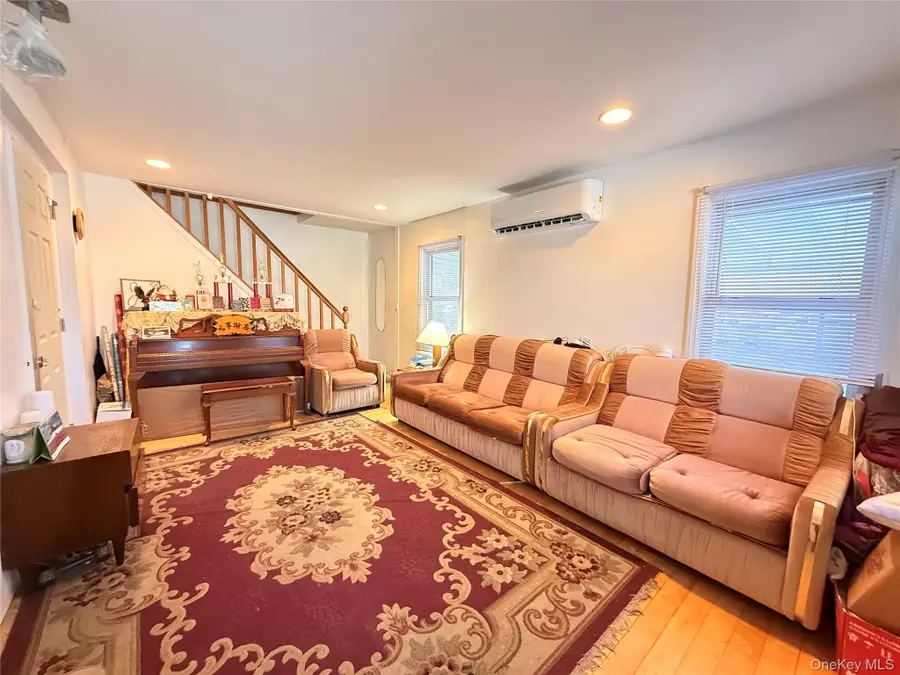 24580 61st Avenue, Little Neck, NY 11362 - #2