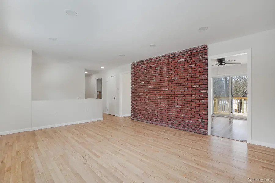 629 Twin Arch Road, Rock Tavern, NY 12575 - #3