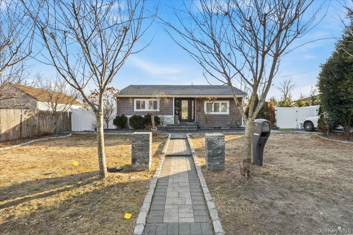 28 Hemlock Street, Central Islip, NY 11722 - #1