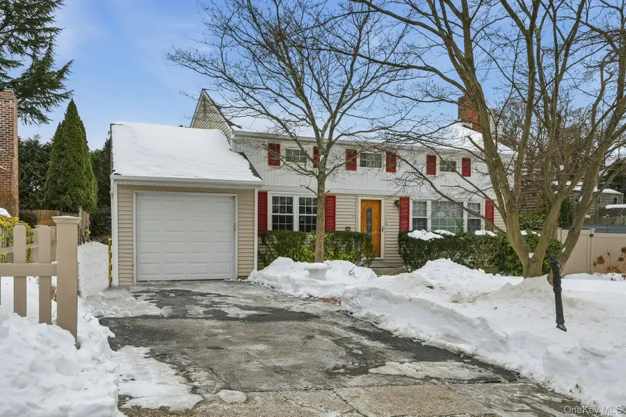 2 Forester Court, Northport, NY 11768 - Image #2