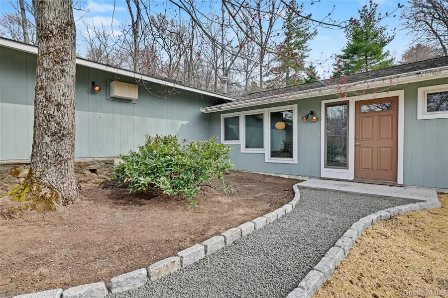 493 Mitchell Drive, Valley Cottage, NY 10989 - #3