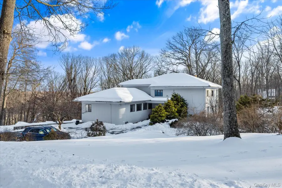 10 Rustling Lane, Bedford, NY 10506 - #2