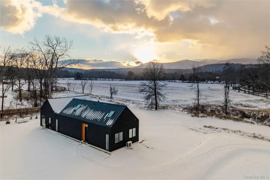 3 Schoolhouse Road, Saugerties, NY 12477 - #2