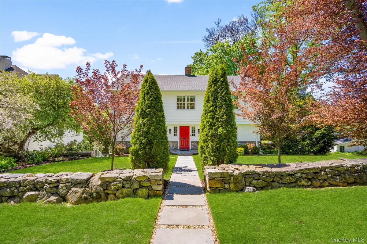 15 Church Lane, Scarsdale, NY 10583 - #1
