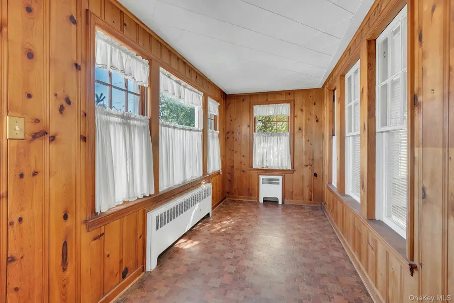 463 S 3rd Street, Lindenhurst, NY 11757 - #3