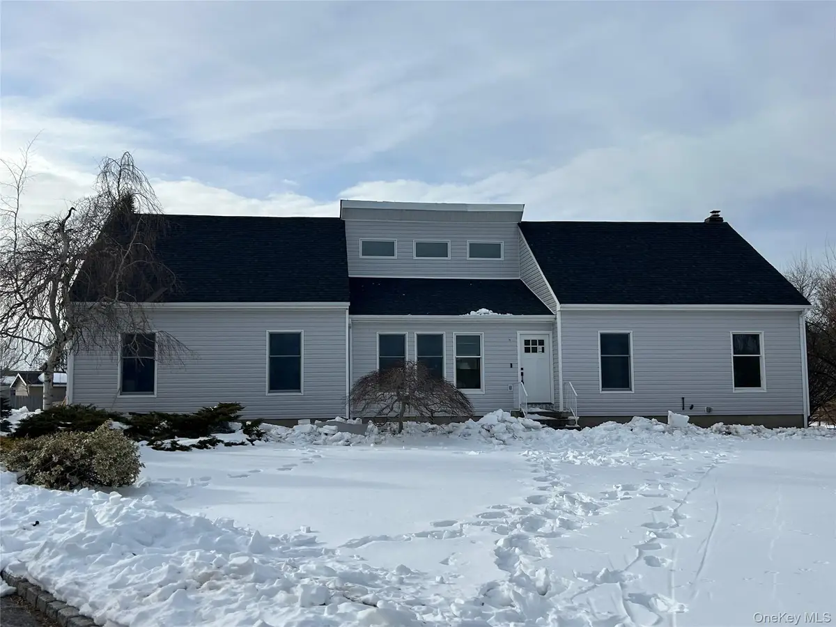 24 Kimberly Court, Baiting Hollow, NY 11933 - #1