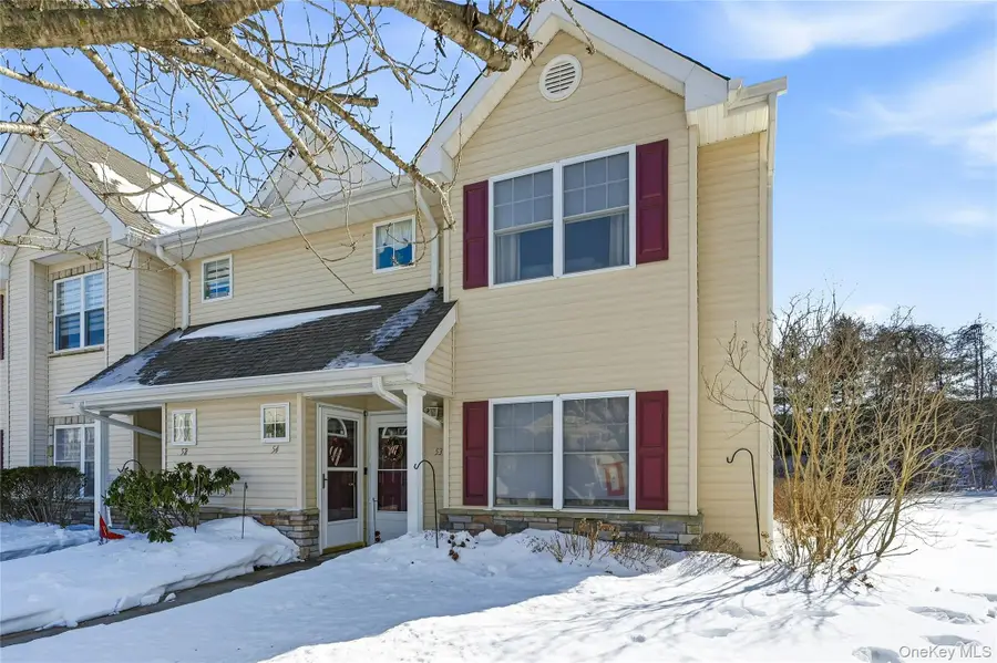 54 Morley Circle, Melville, NY 11747 - Image #2