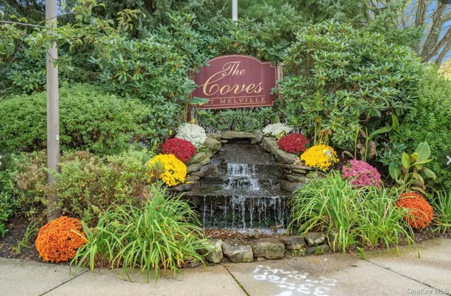 54 Morley Circle, Melville, NY 11747 - Image #3