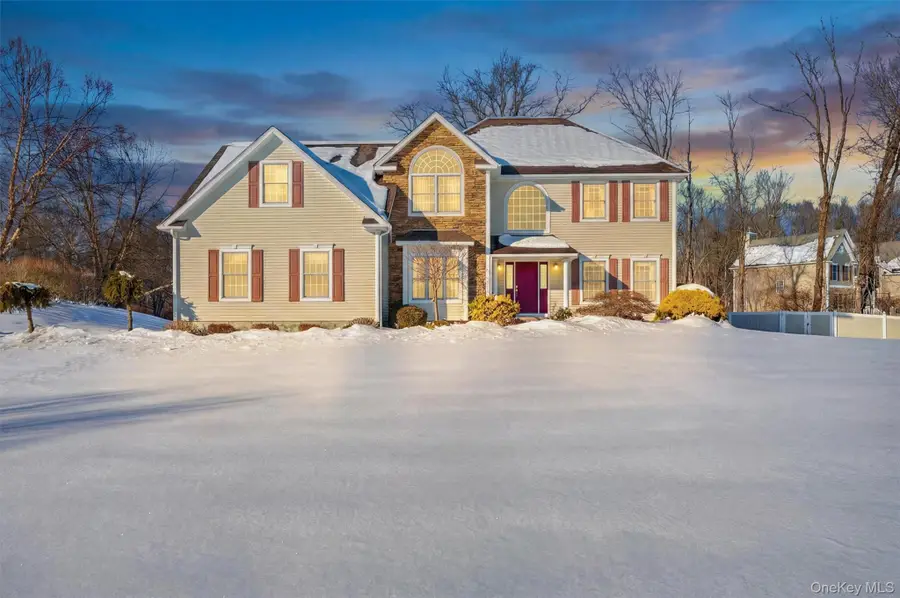 44 Harrisons Trail, Hopewell Junction, NY 12533 - Image #2
