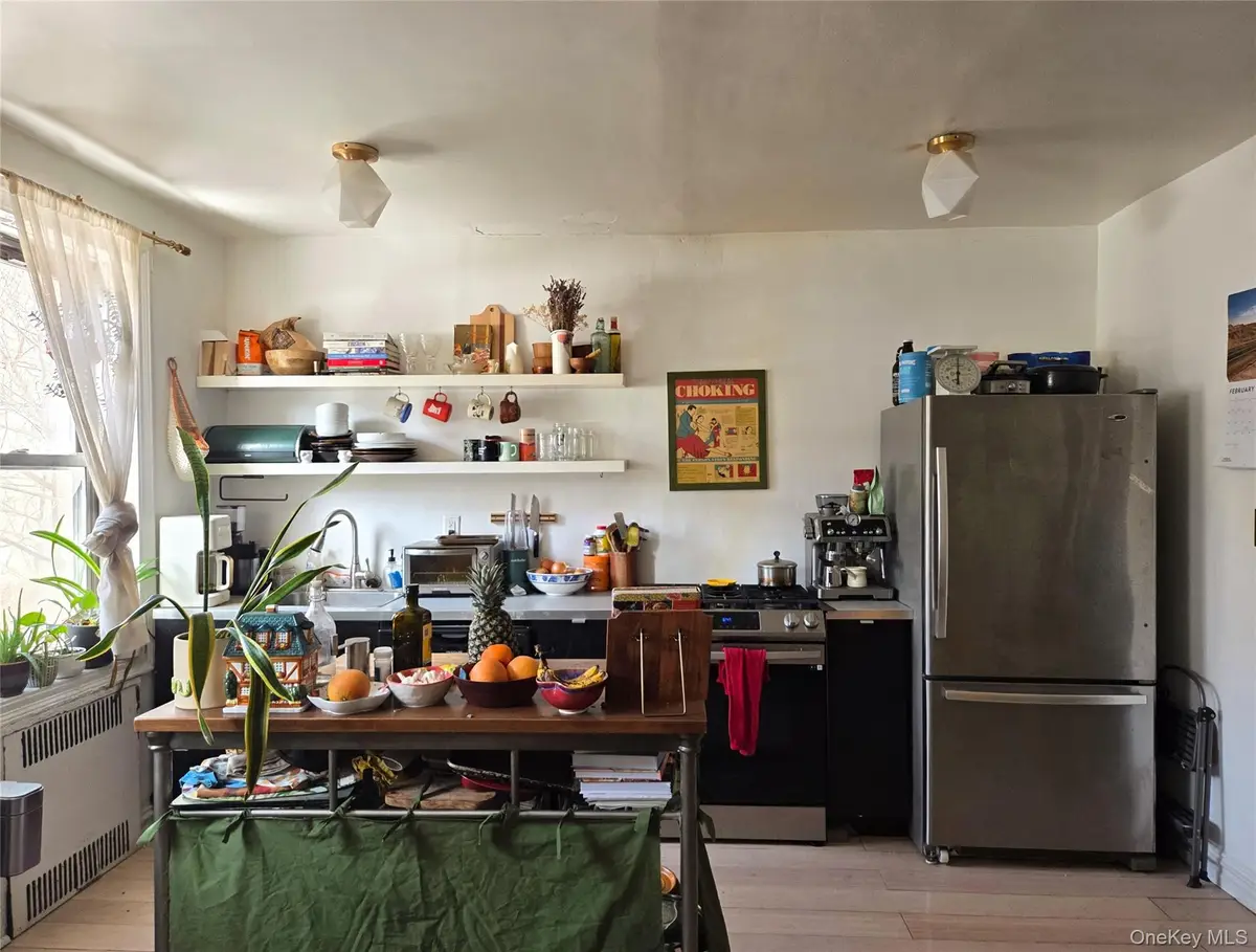 192 E 8th Street #1B, Brooklyn, NY 11218 - #1