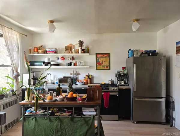 192 E 8th Street #1B, Brooklyn, NY 11218