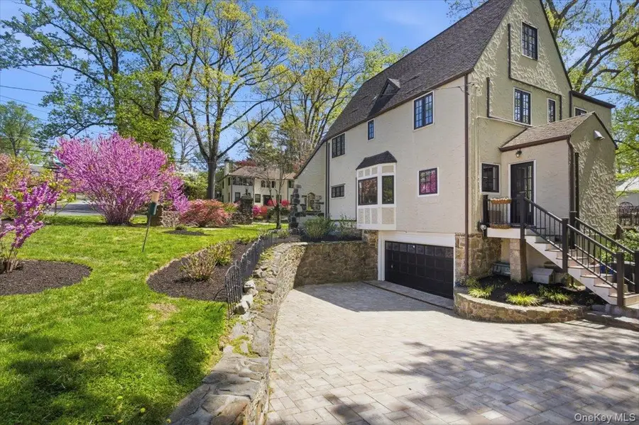1 Aviemore Drive, New Rochelle, NY 10804 - #2