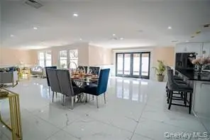 18 Helene Avenue, Merrick, NY 11566 - #3