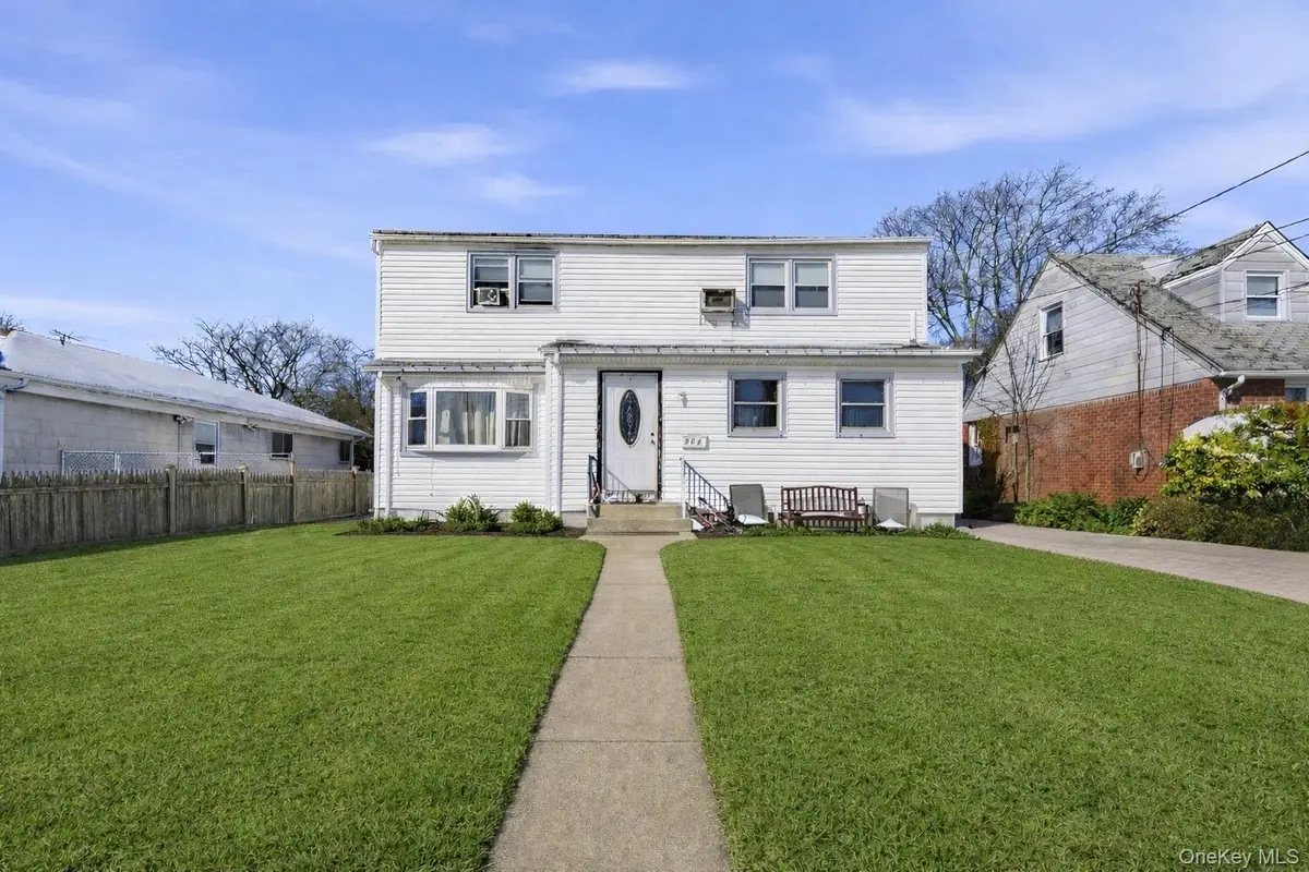 101 Spruce Avenue, Bethpage, NY 11714 - Image #1