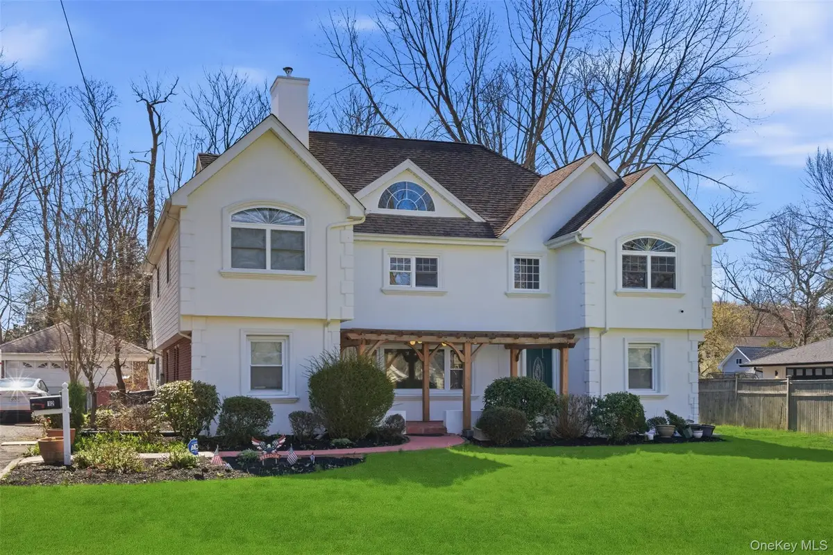12 Cannon Court, Huntington, NY 11743 - #1