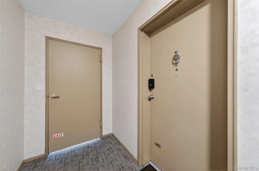 10 Oakwood Terrace #67, New Windsor, NY 12553 - #3