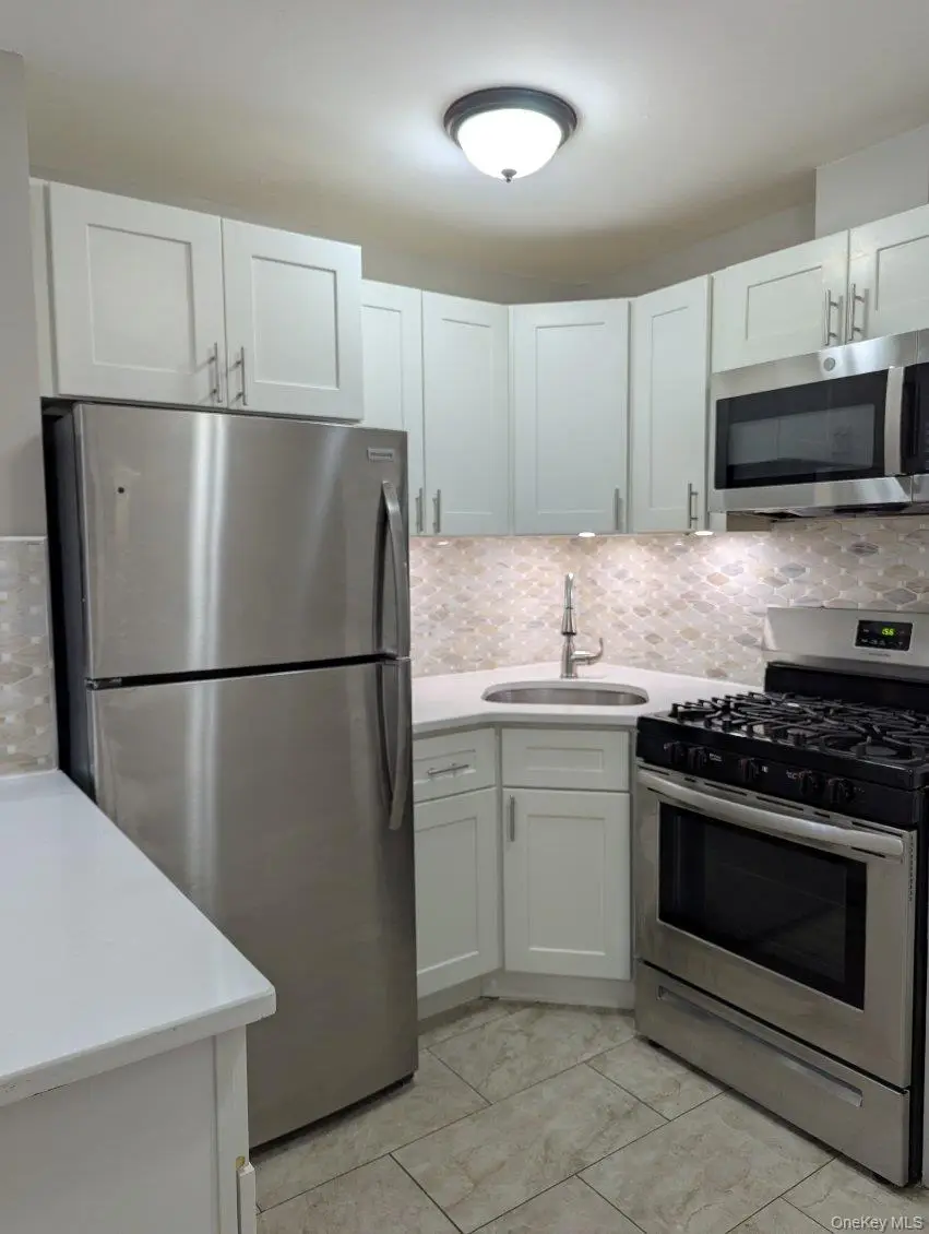 11A Hemlock Drive #8, Bay Shore, NY 11706 - #1