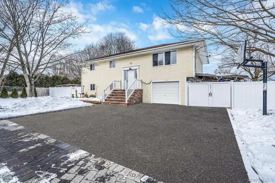 73 Olive Street, Central Islip, NY 11722 - #3