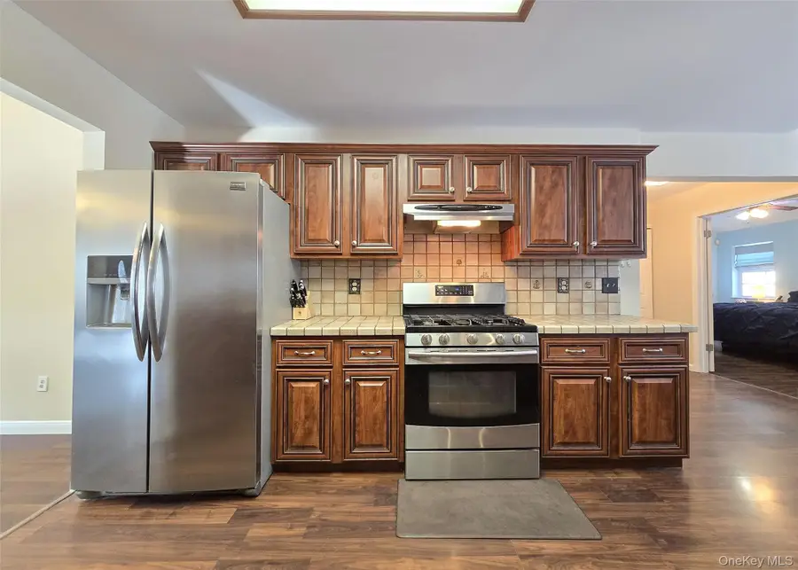 29 Pine Street, Port Jefferson Station, NY 11776 - Image #3