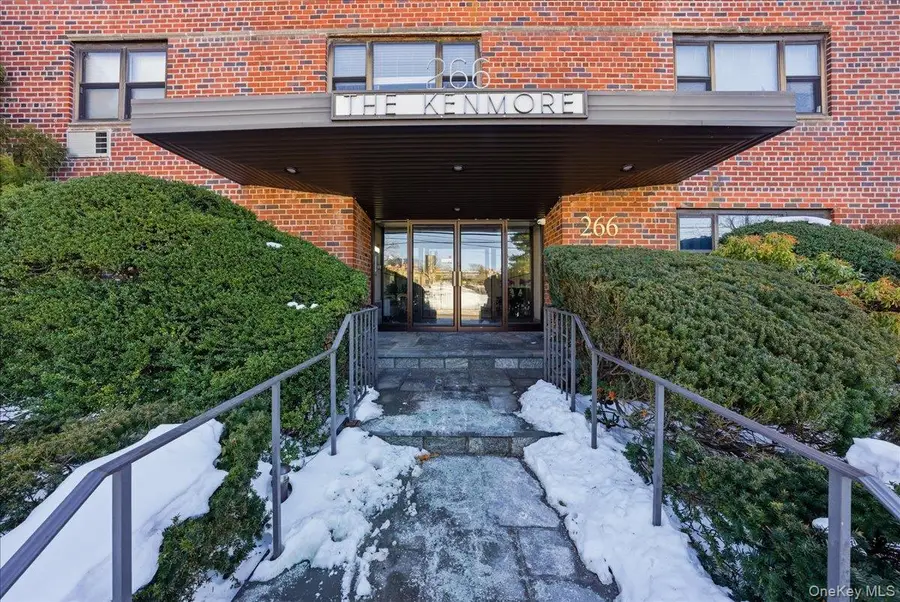 266 Pelham Road #4E, New Rochelle, NY 10805 - #3