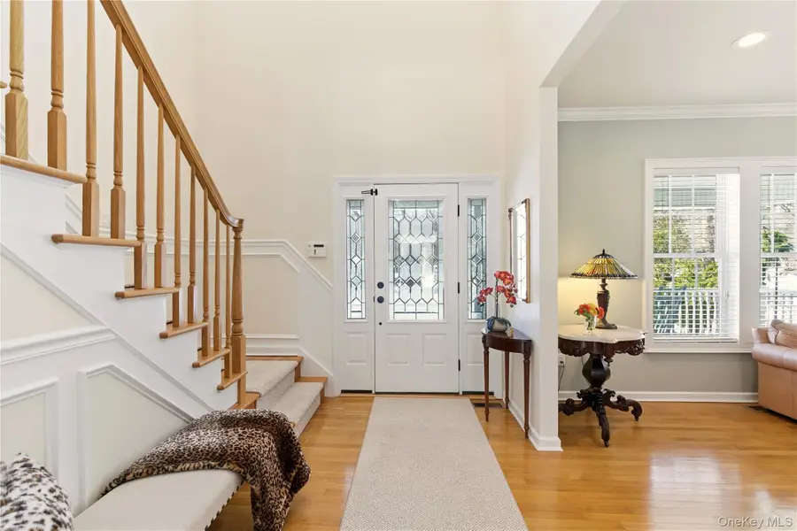 6 Empire Court, Dix Hills, NY 11746 - #2