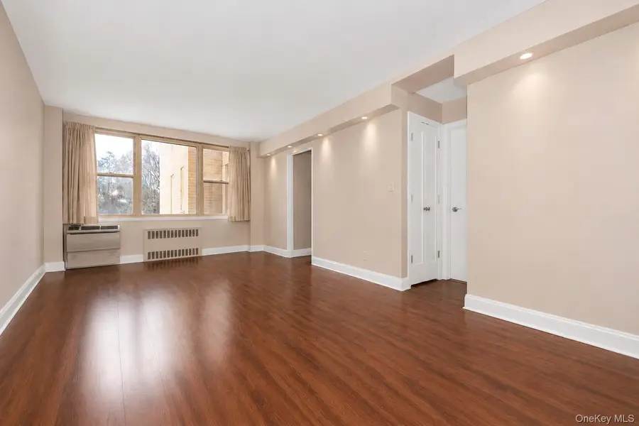 12 Old Mamaroneck Road #4L, White Plains, NY 10605 - #3