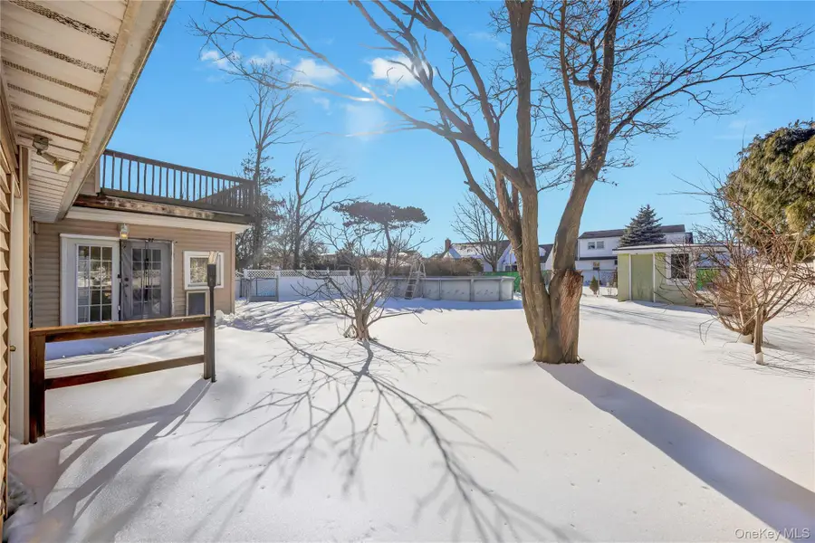 44 Seley Drive, North Babylon, NY 11703 - #3